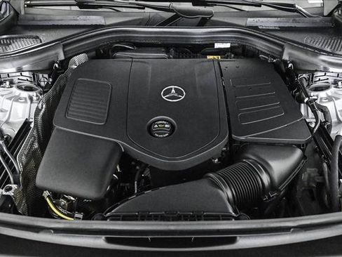 New 2026 Mercedes-Benz GLC 300 4MATIC image 24