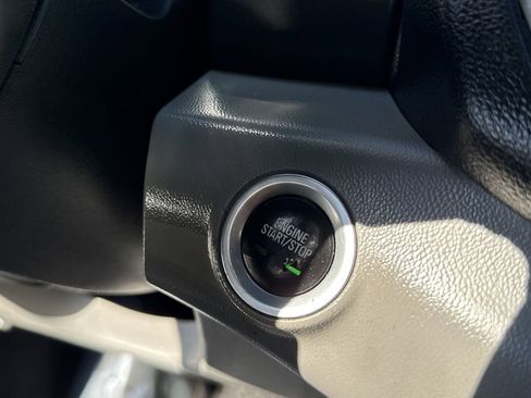 Used 2020 GMC Terrain SLT image 28