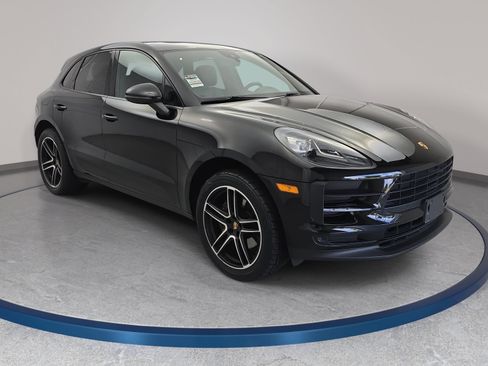 Used 2021 Porsche Macan AWD/4WD image 3