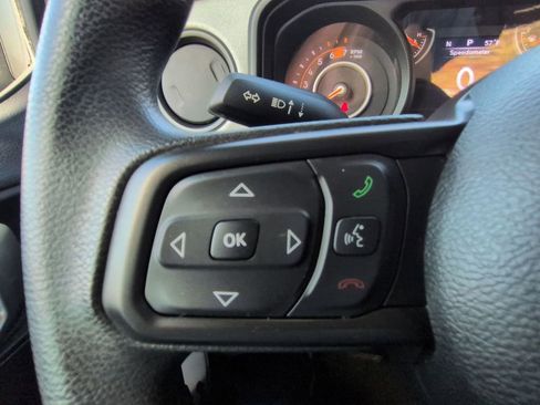 Used 2024 Jeep Wrangler Sport image 21