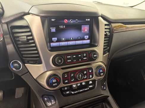 Used 2015 GMC Yukon Denali w/ Open Road Package AWD/4WD image 17