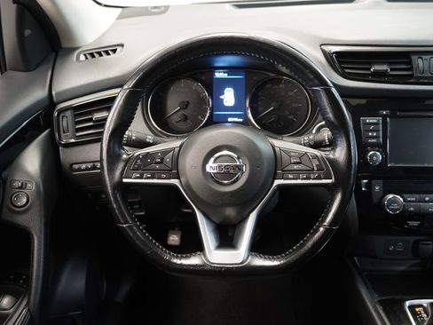 Used 2020 Nissan Rogue Sport SV w/ All-Weather Package image 10