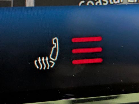 Used 2025 Volkswagen Golf R Black Edition image 19