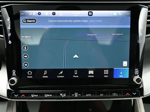 Used 2025 Jeep Wagoneer Series III w/ Premium Group I AWD/4WD image 21