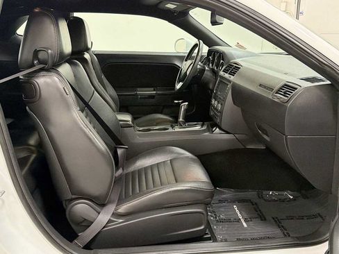 Used 2013 Dodge Challenger R/T Plus RWD image 28