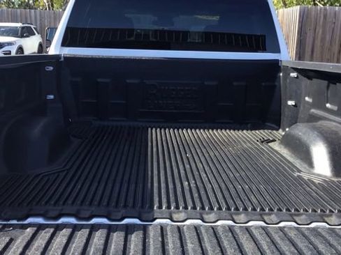 Used 2025 Chevrolet Silverado 2500 LT w/ Convenience Package image 10