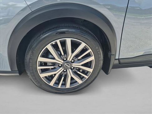 Used 2024 Nissan Kicks SV FWD image 22