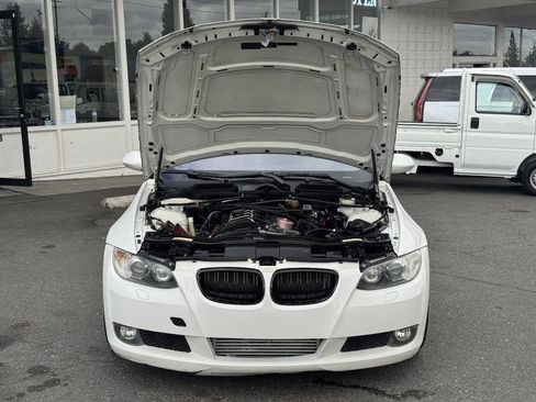 Used 2009 BMW 335i xDrive Coupe AWD/4WD image 11