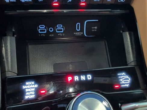 Used 2024 Jeep Grand Cherokee L Summit AWD/4WD image 30