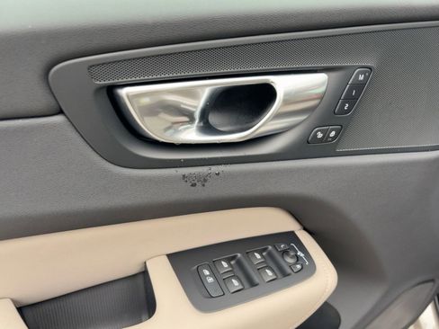 New 2026 Volvo XC60 T8 Plus w/ Protection Package Premier image 12