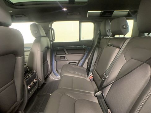 Certified 2025 Land Rover Defender 110 S image 28