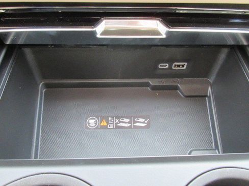 New 2026 GMC Yukon Denali RWD image 21