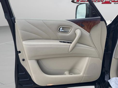 Used 2016 INFINITI QX80 4WD w/ Deluxe Technology Package image 37