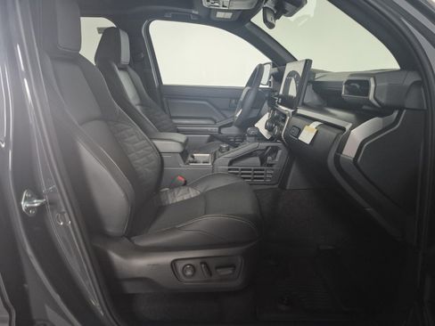 New 2026 Toyota 4Runner Limited AWD/4WD image 34