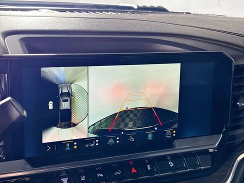 Used 2024 Chevrolet Silverado 3500 LTZ w/ LTZ Premium Package image 17