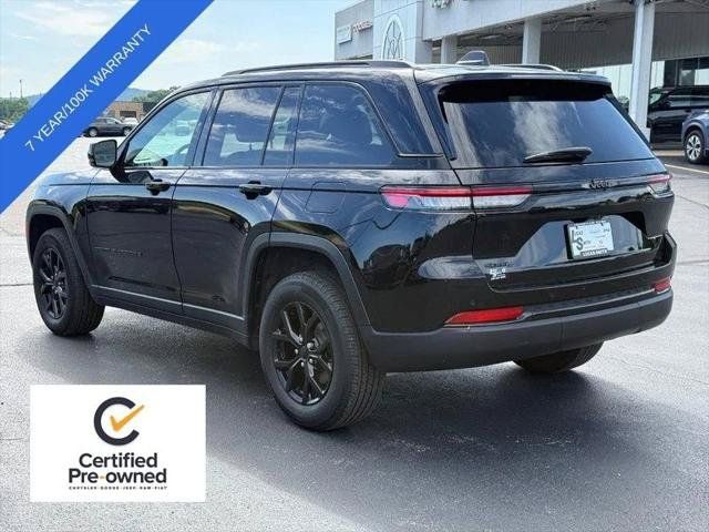 Certified 2024 Jeep Grand Cherokee Altitude AWD/4WD image 6