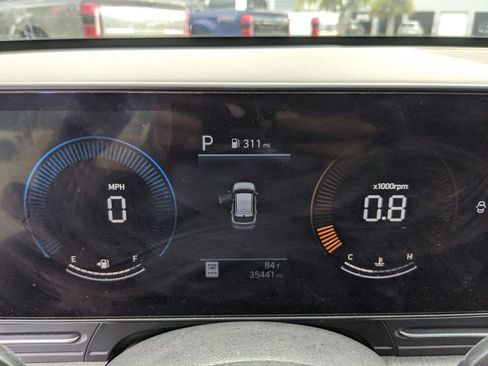 Used 2024 Hyundai Kona SEL image 7