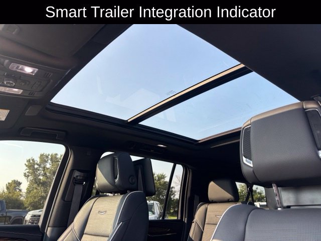 Certified 2024 Cadillac Escalade ESV Premium Luxury w/ Performance Package AWD/4WD image 17