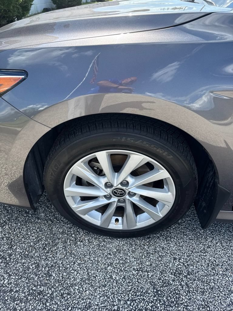 Used 2024 Toyota Camry LE w/ Convenience Package FWD image 17