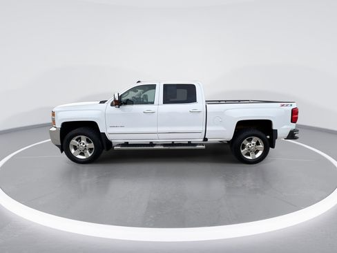 Used 2017 Chevrolet Silverado 2500 LTZ w/ Vortec Plus Package image 5
