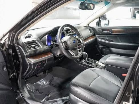 Used 2018 Subaru Outback 2.5i Limited w/ Popular Package #2 image 18