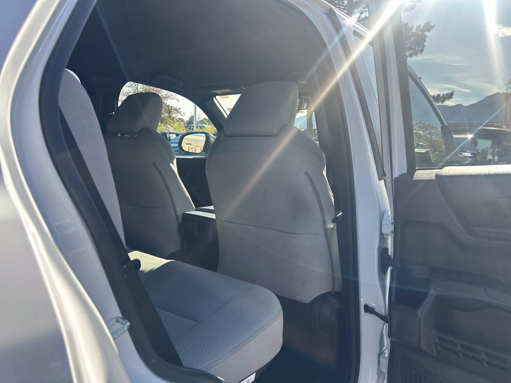 Used 2026 Toyota 4Runner SR5 AWD/4WD image 15