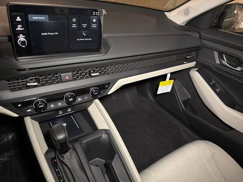 New 2026 Honda Accord SE image 23