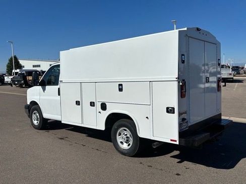 New 2025 Chevrolet Express 3500 w/ Power Convenience Package image 7