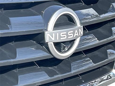 Used 2024 Nissan Armada Platinum w/ Captain's Chairs Package image 11