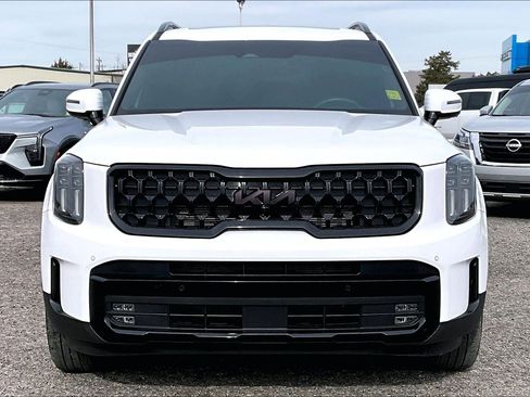 Used 2025 Kia Telluride SX Prestige X-Line image 3