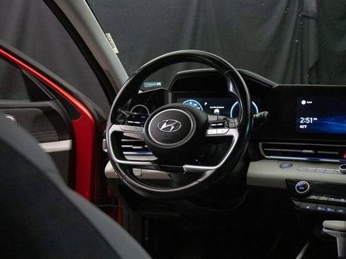 Used 2021 Hyundai Elantra Limited w/ Cargo Package image 14