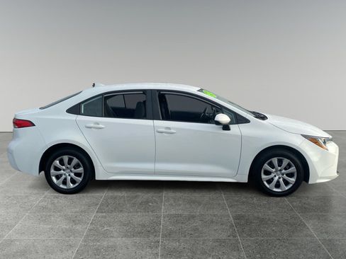 Used 2023 Toyota Corolla LE image 6