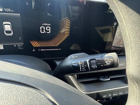 New 2025 Kia K4 LXS image 14