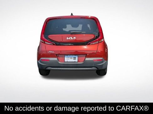 Used 2022 Kia Soul LX w/ Technology Package image 4