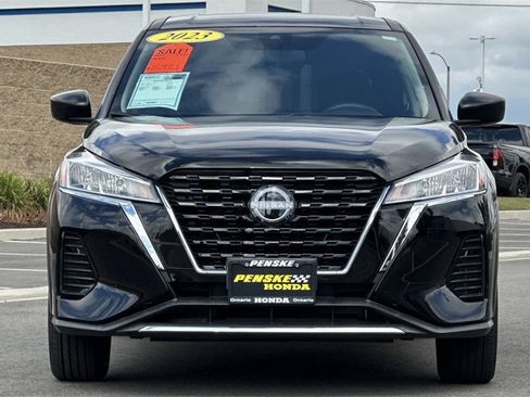 Used 2023 Nissan Kicks S image 9