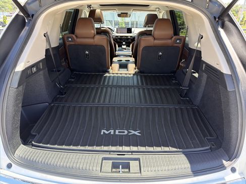 Certified 2023 Acura MDX FWD w/ Technology Package image 33