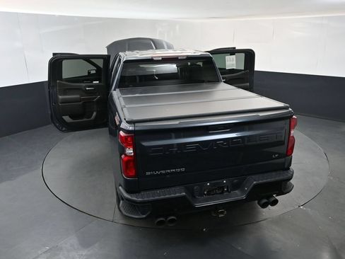 Used 2021 Chevrolet Silverado 1500 LT Trail Boss AWD/4WD image 18