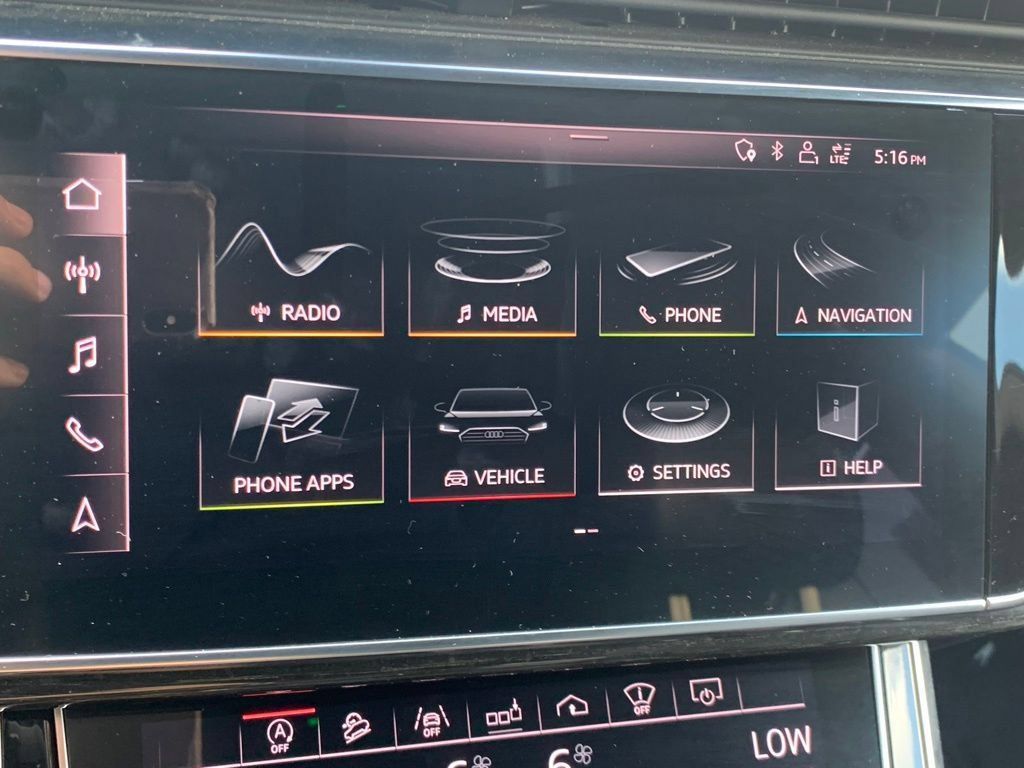 Used 2019 Audi Q8 Prestige w/ Luxury Package AWD/4WD image 67
