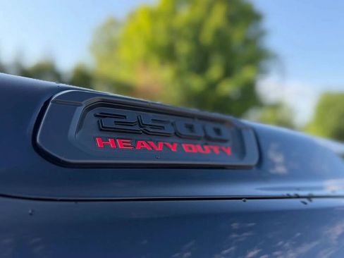 Used 2022 RAM 2500 Laramie w/ Night Edition AWD/4WD image 11
