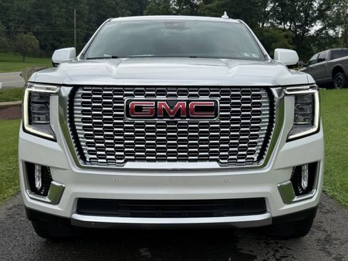 Used 2024 GMC Yukon Denali w/ Max Trailering Package AWD/4WD image 2