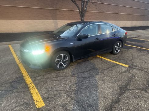 Used 2021 Honda Insight EX image 4