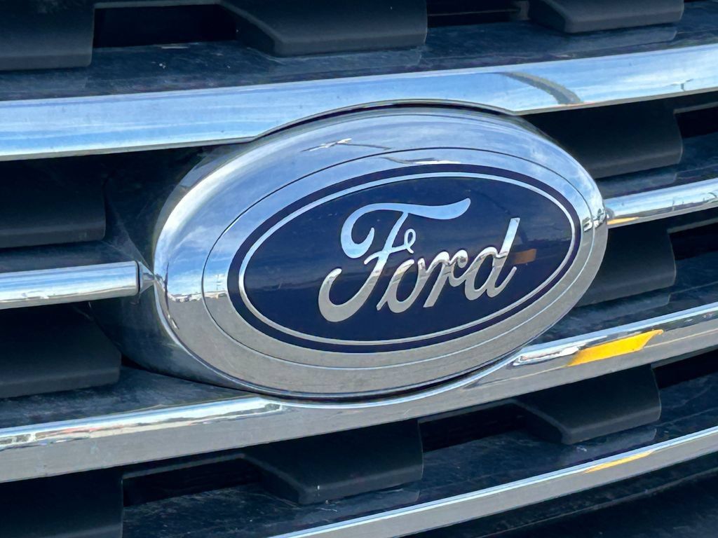 Used 2020 Ford Expedition XL AWD/4WD image 9