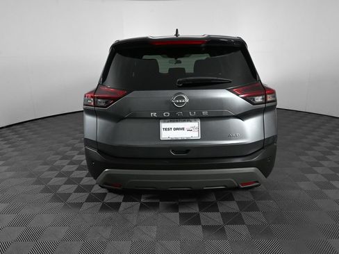 Used 2023 Nissan Rogue S AWD/4WD image 27