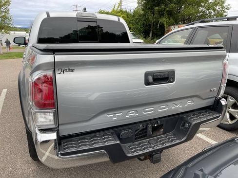 Used 2023 Toyota Tacoma TRD Off-Road AWD/4WD image 8