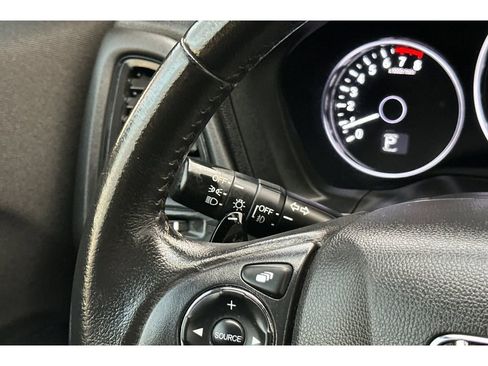 Certified 2022 Honda HR-V Sport image 36