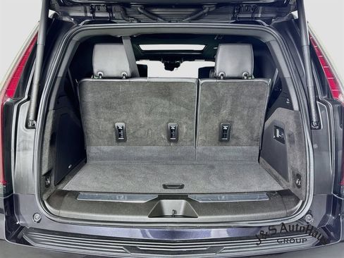 Used 2024 Cadillac Escalade Sport w/ LPO, ONYX Package AWD/4WD image 34
