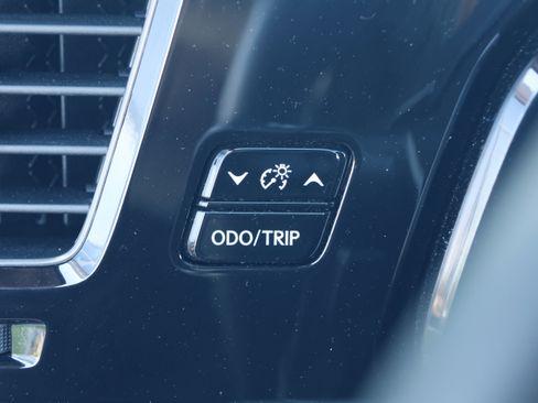 Used 2025 Lexus NX 250 FWD w/ Towing Package (2000 Lbs) image 15