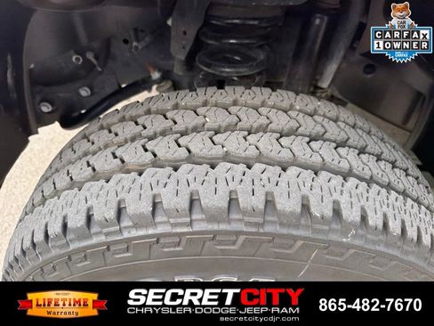 Used 2024 RAM 2500 Laramie w/ Safety Group AWD/4WD image 12
