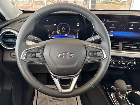 New 2026 Chevrolet Trax LT w/ Driver Confidence Package FWD image 24
