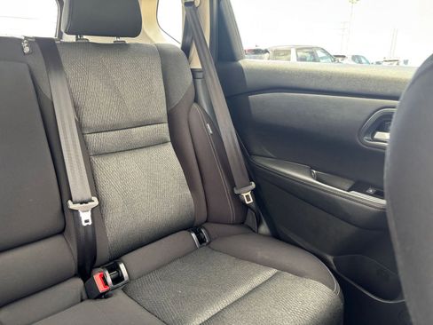 Used 2025 Nissan Rogue SV FWD image 39